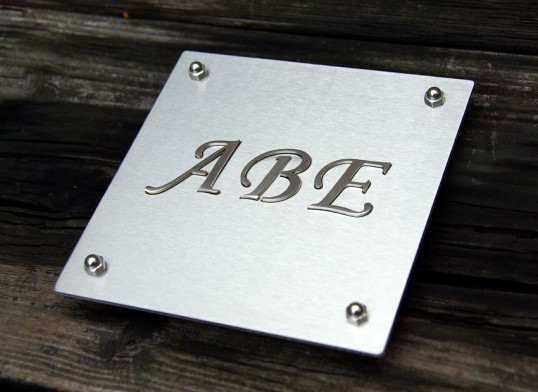 ステンレス切り文字