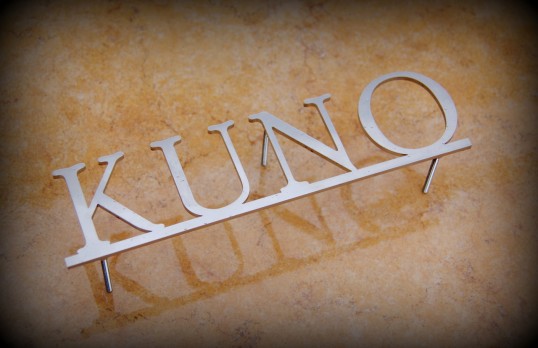 ステンレス切り文字表札