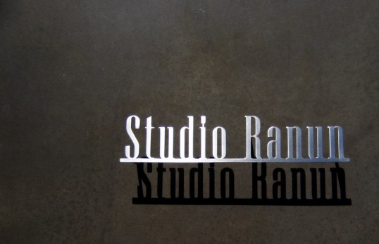 真鍮、ステンレス切り文字表札