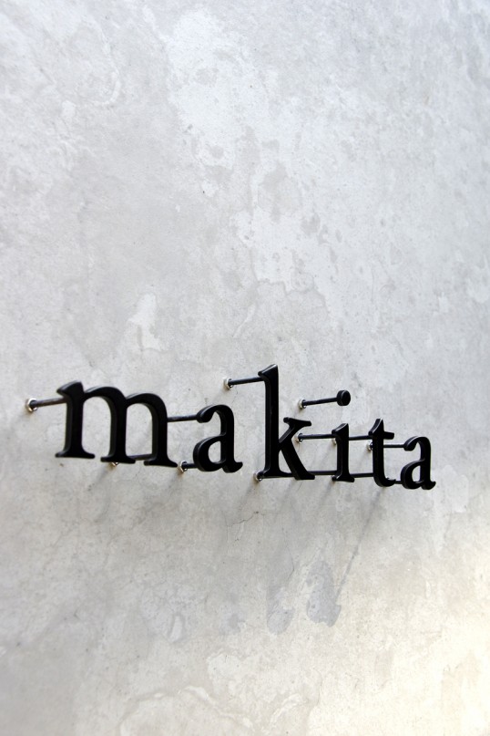 ステンレス切り文字表札