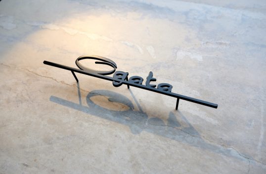 ステンレス切り文字表札