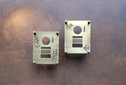 インターホンカバー