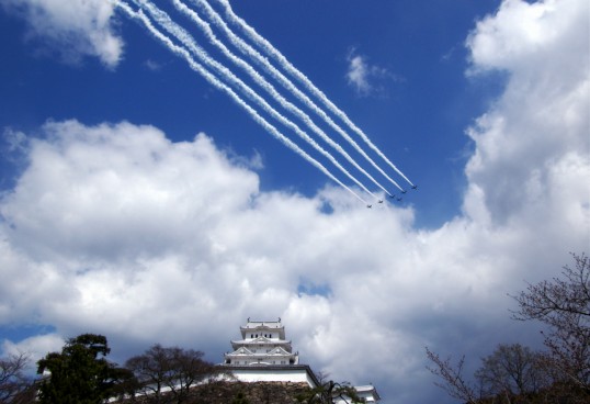姫路城＆ブルーインパルス