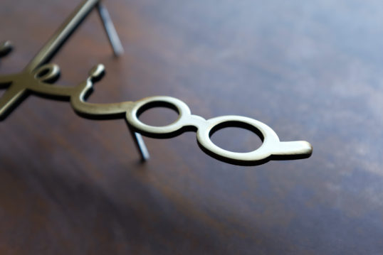 いぶし真鍮切り文字表札