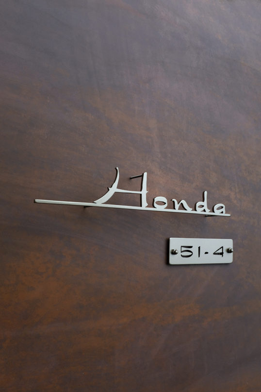 ステンレス切り文字表札