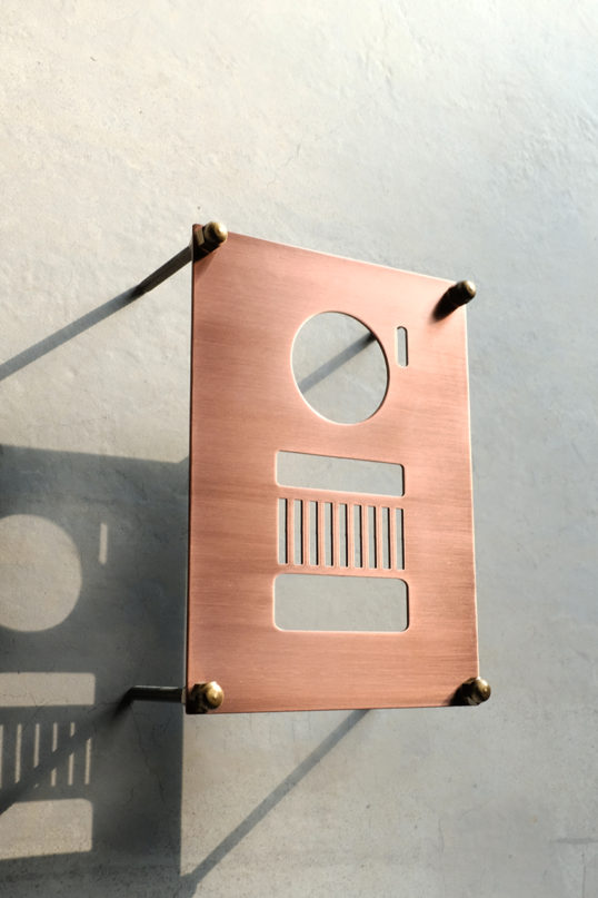 銅製インターホンカバー