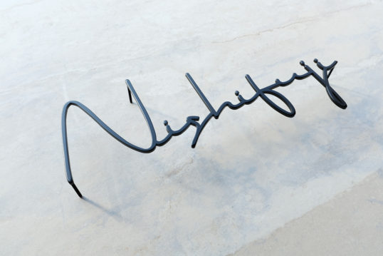 ステンレス切り文字表札