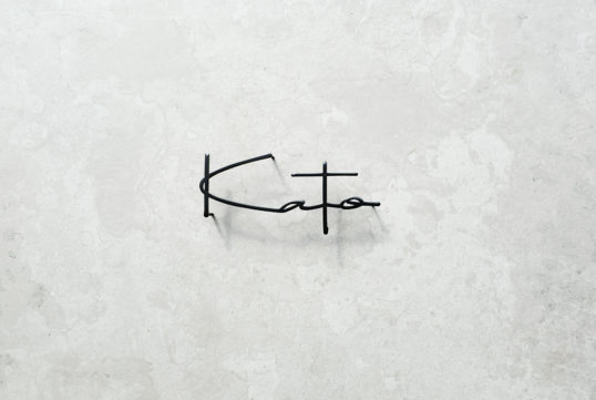 ステンレス切り文字表札