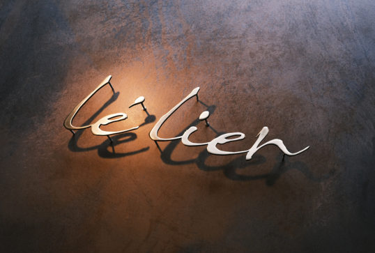 いぶし真鍮切り文字看板