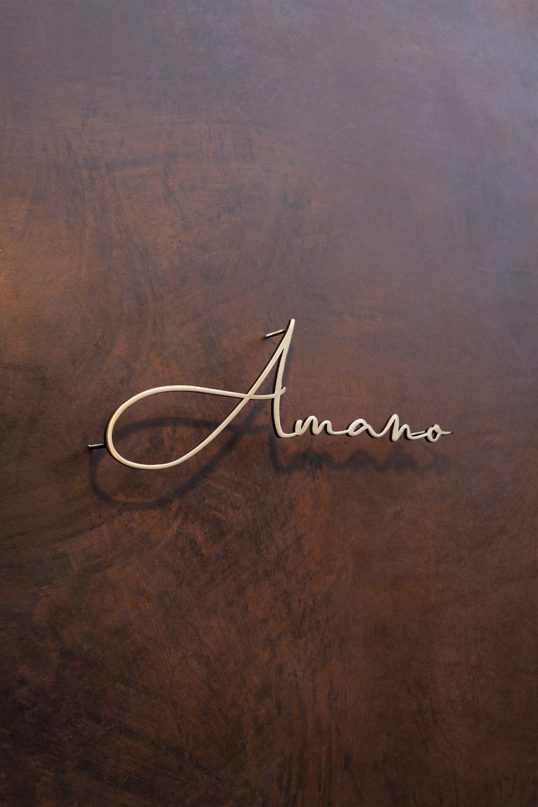 いぶし真鍮切り文字表札