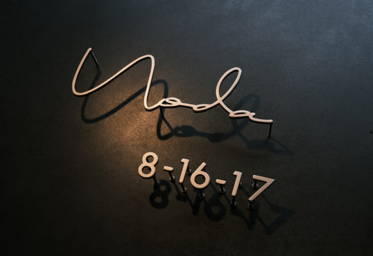 ステンレス切り文字表札