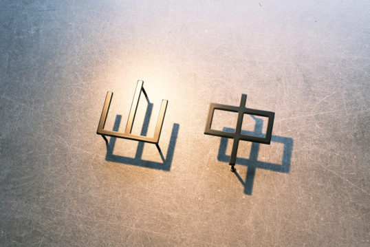 ステンレス切り文字表札