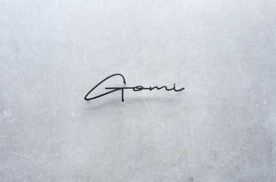 ステンレス切り文字表札