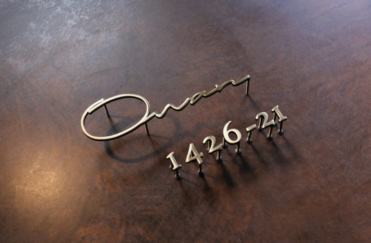 いぶし真鍮切り文字表札