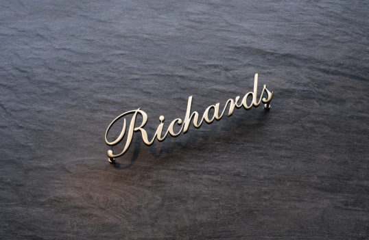 いぶし真鍮切り文字表札