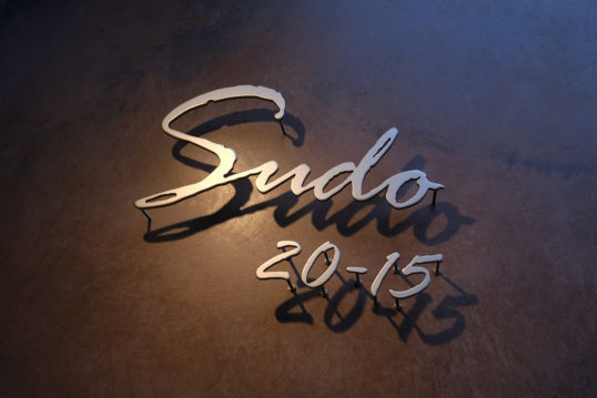 ステンレス切り文字表札