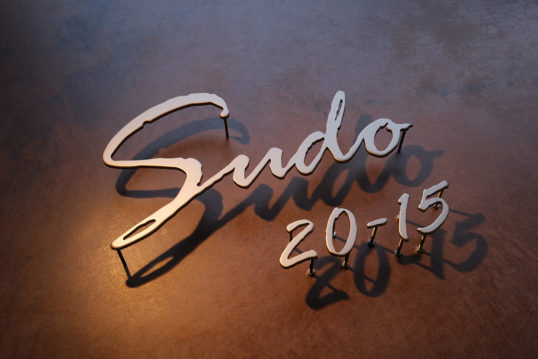 ステンレス切り文字表札