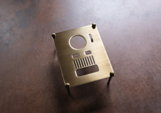 インターホンカバー