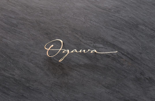 いぶし真鍮切り文字表札