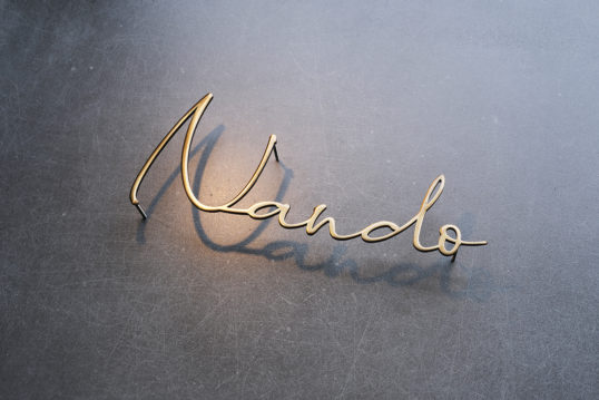 いぶし真鍮切り文字表札