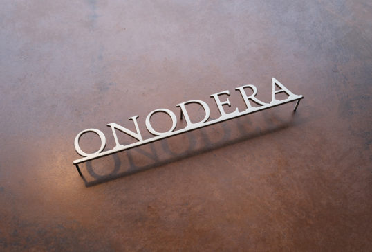 ステンレス切り文字表札