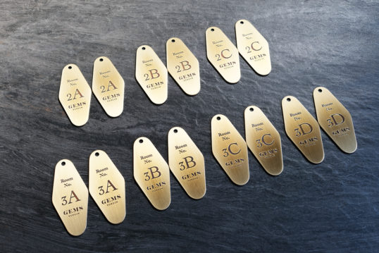 いぶし真鍮キーホルダー