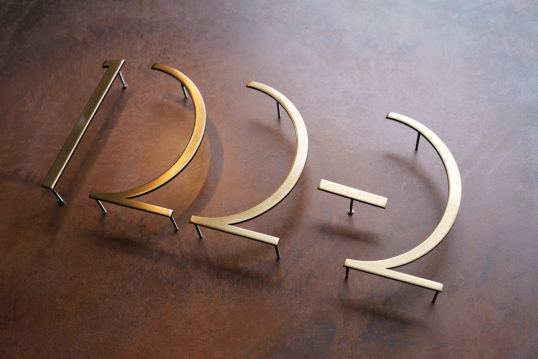 いぶし真鍮ハウスナンバー